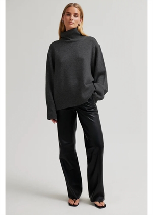 Alpha knit t-neck Charcoal Gray Second Female